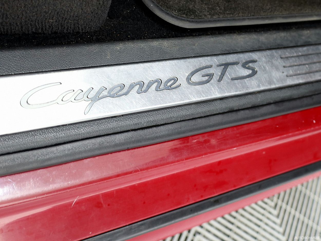 Porsche Cayenne | 13