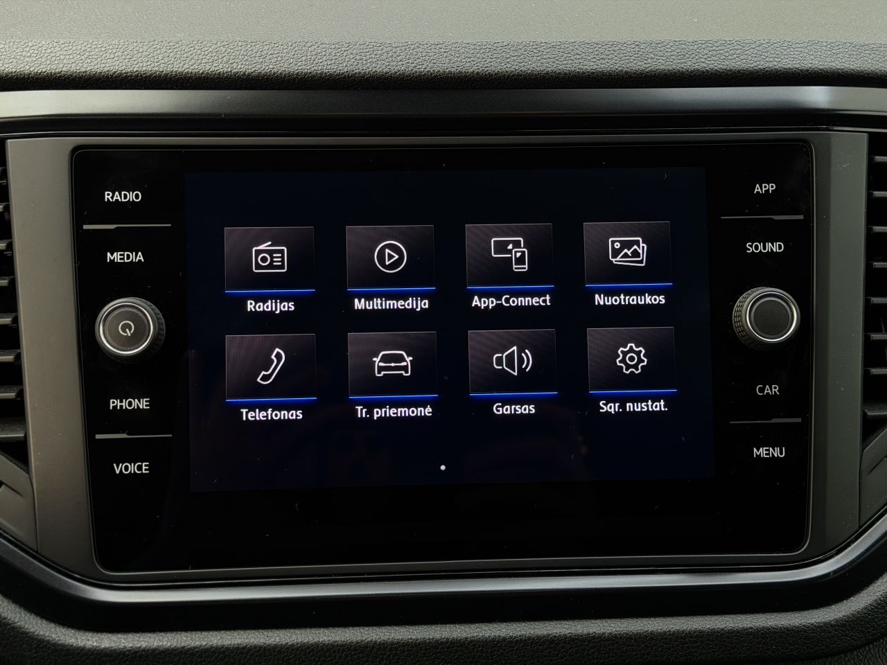 Volkswagen T-Roc | 18