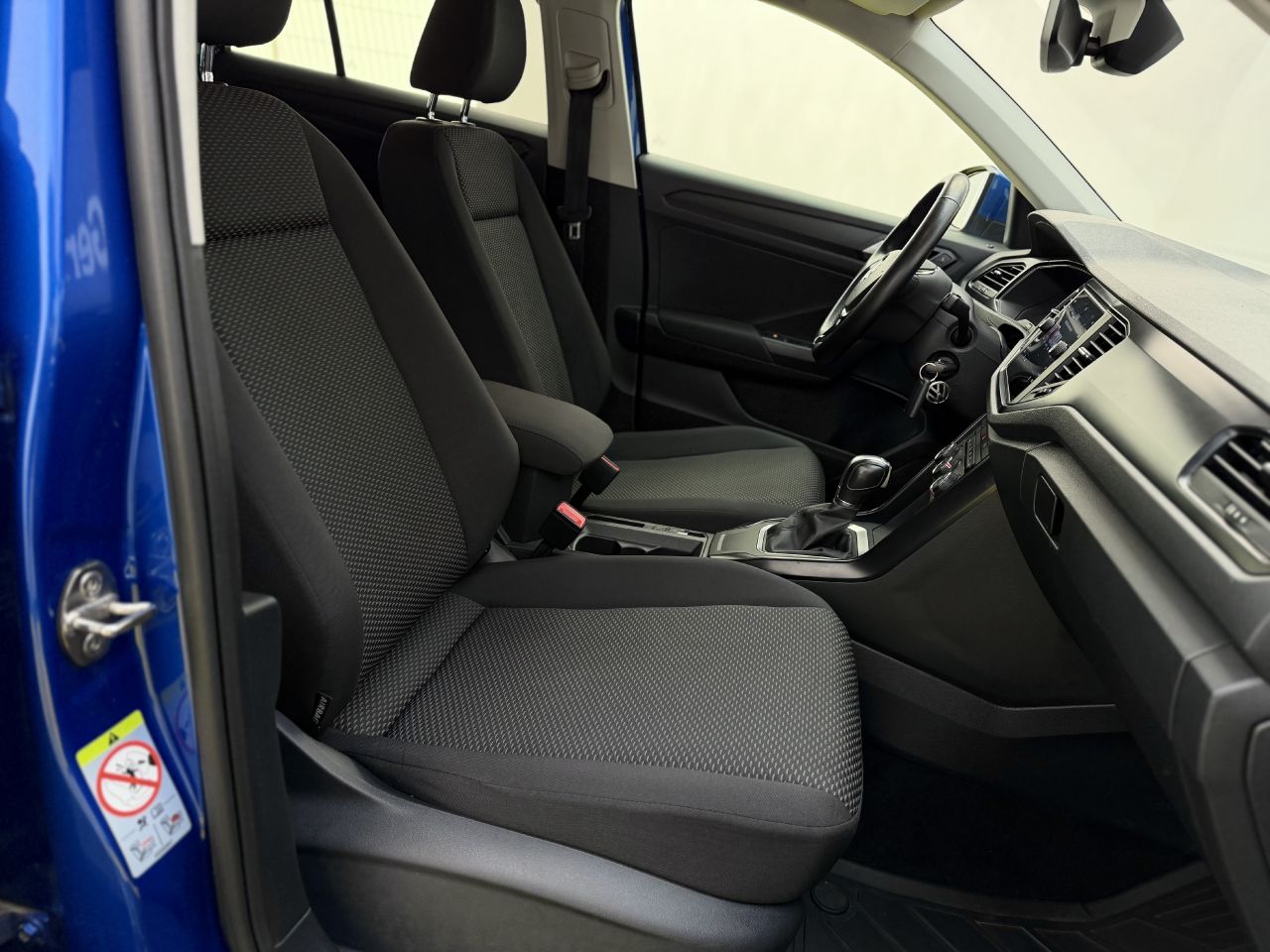 Volkswagen T-Roc | 12