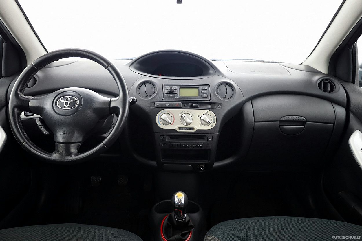 Toyota Yaris | 4