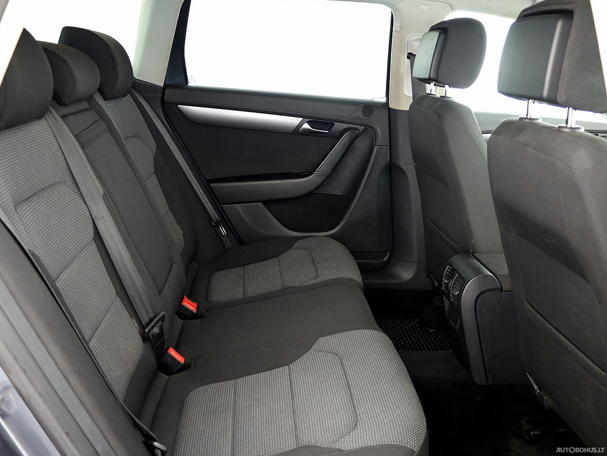 Volkswagen Passat | 6
