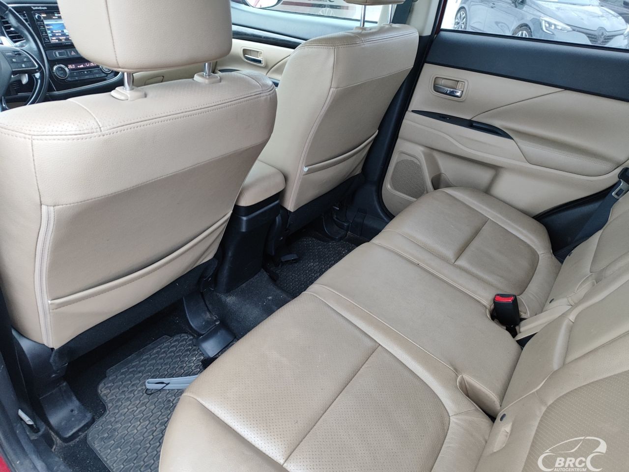 Mitsubishi Outlander | 15