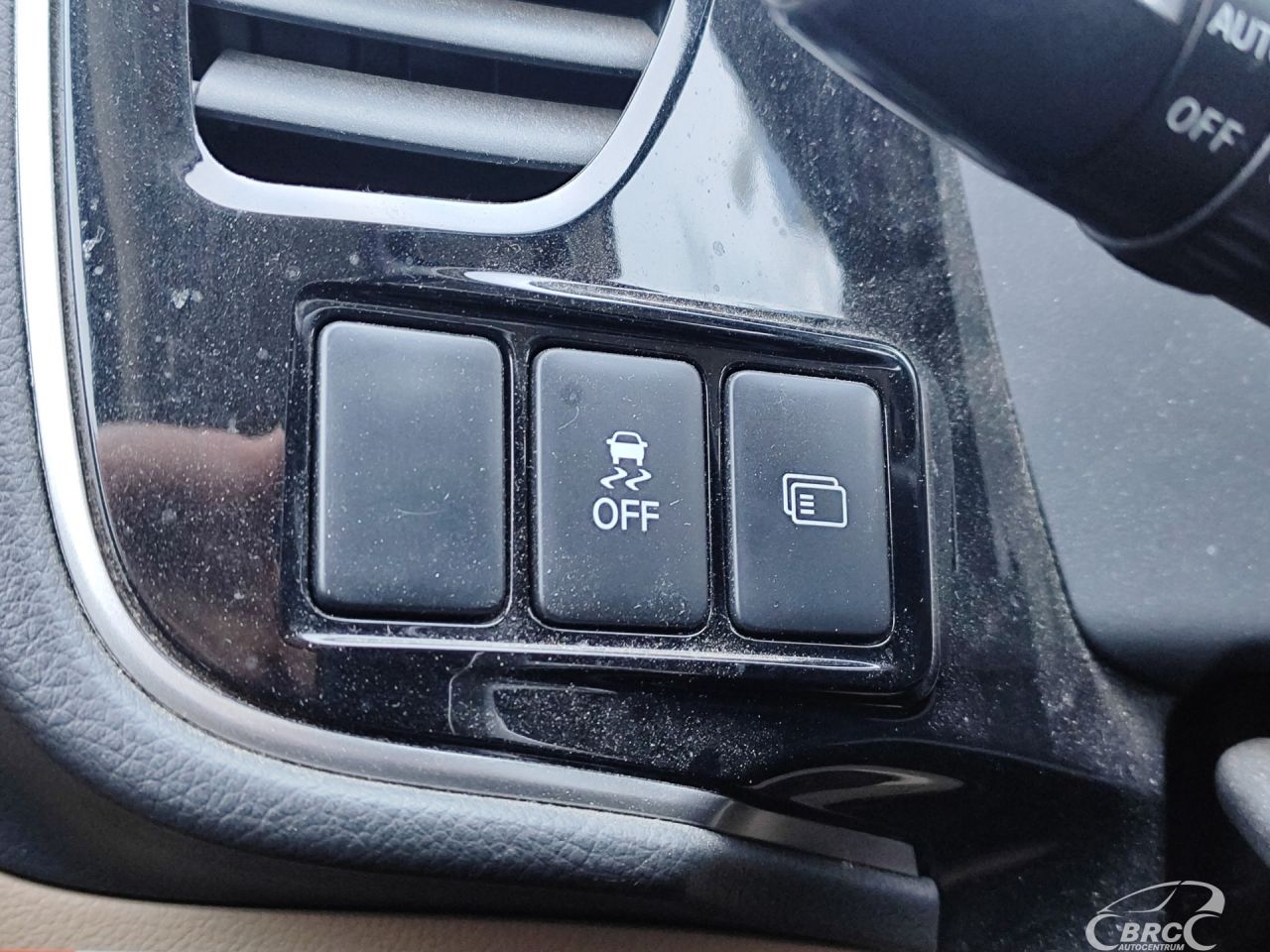 Mitsubishi Outlander | 22