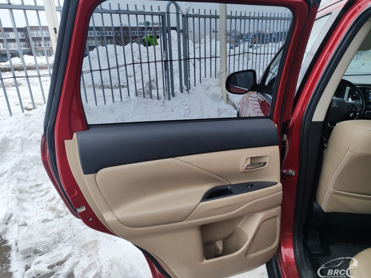 Mitsubishi Outlander | 13