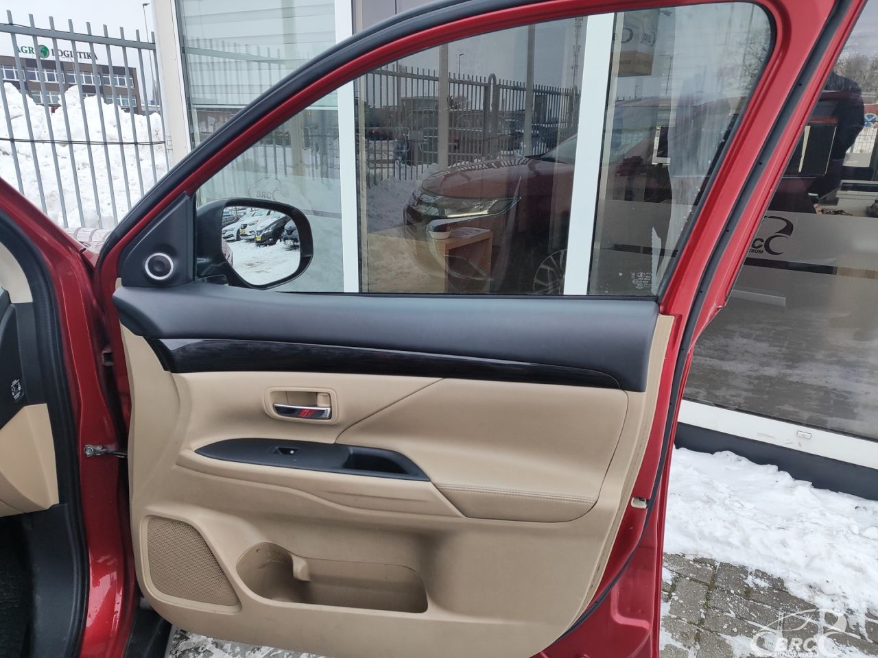 Mitsubishi Outlander | 5