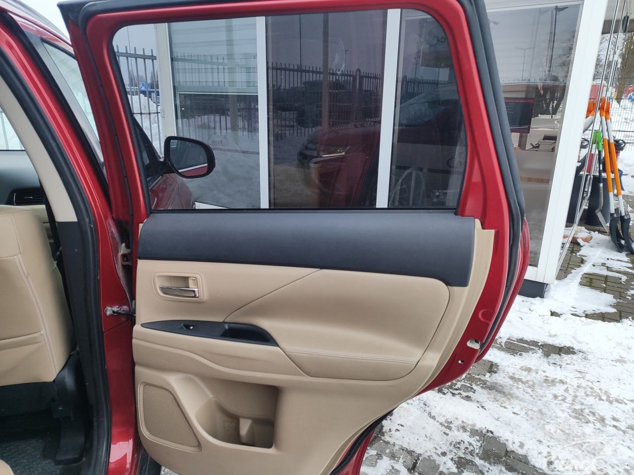 Mitsubishi Outlander | 8