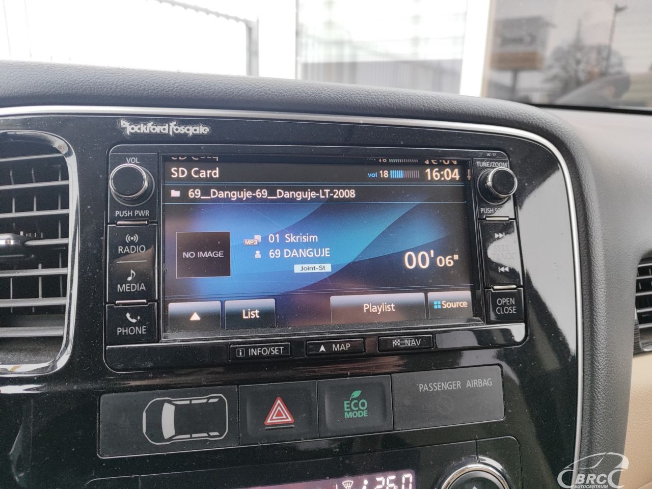 Mitsubishi Outlander | 32