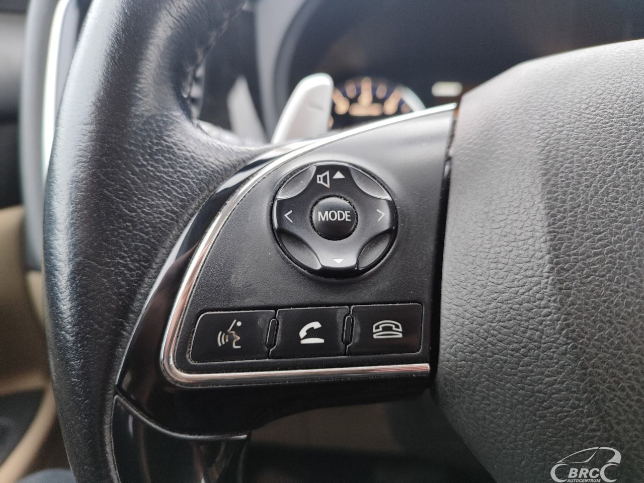 Mitsubishi Outlander | 23