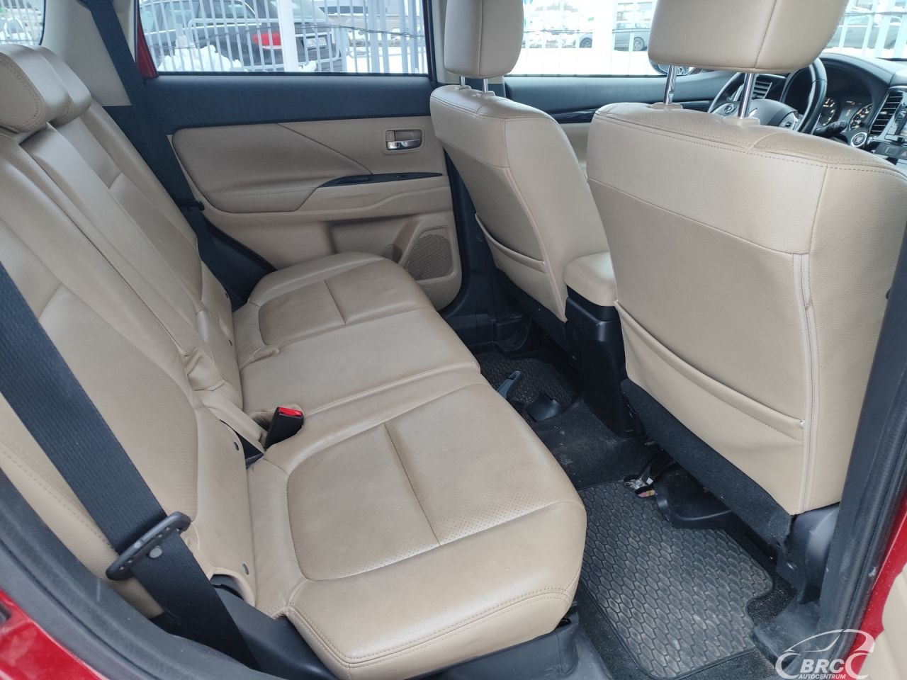 Mitsubishi Outlander | 9
