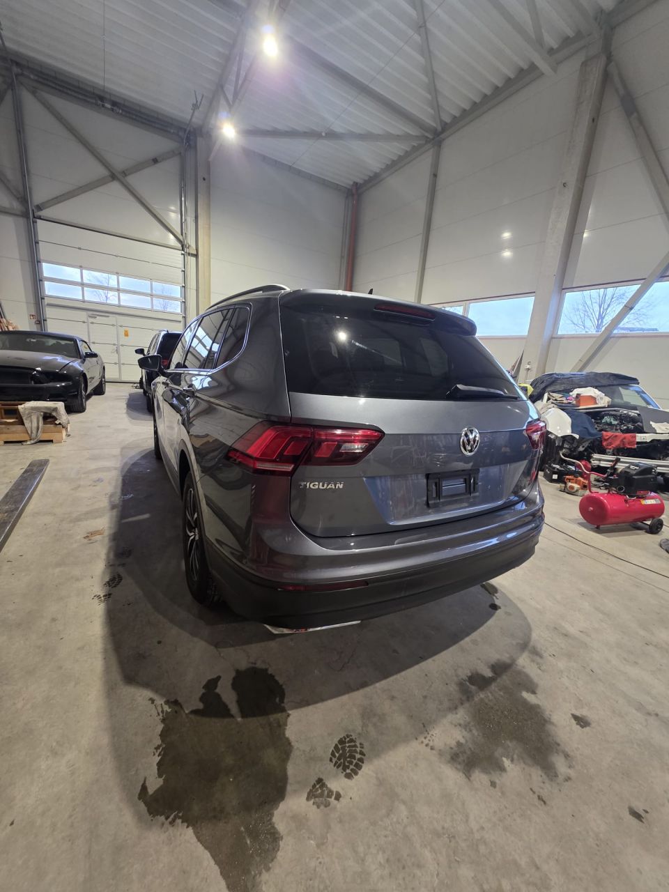 Volkswagen Tiguan | 11