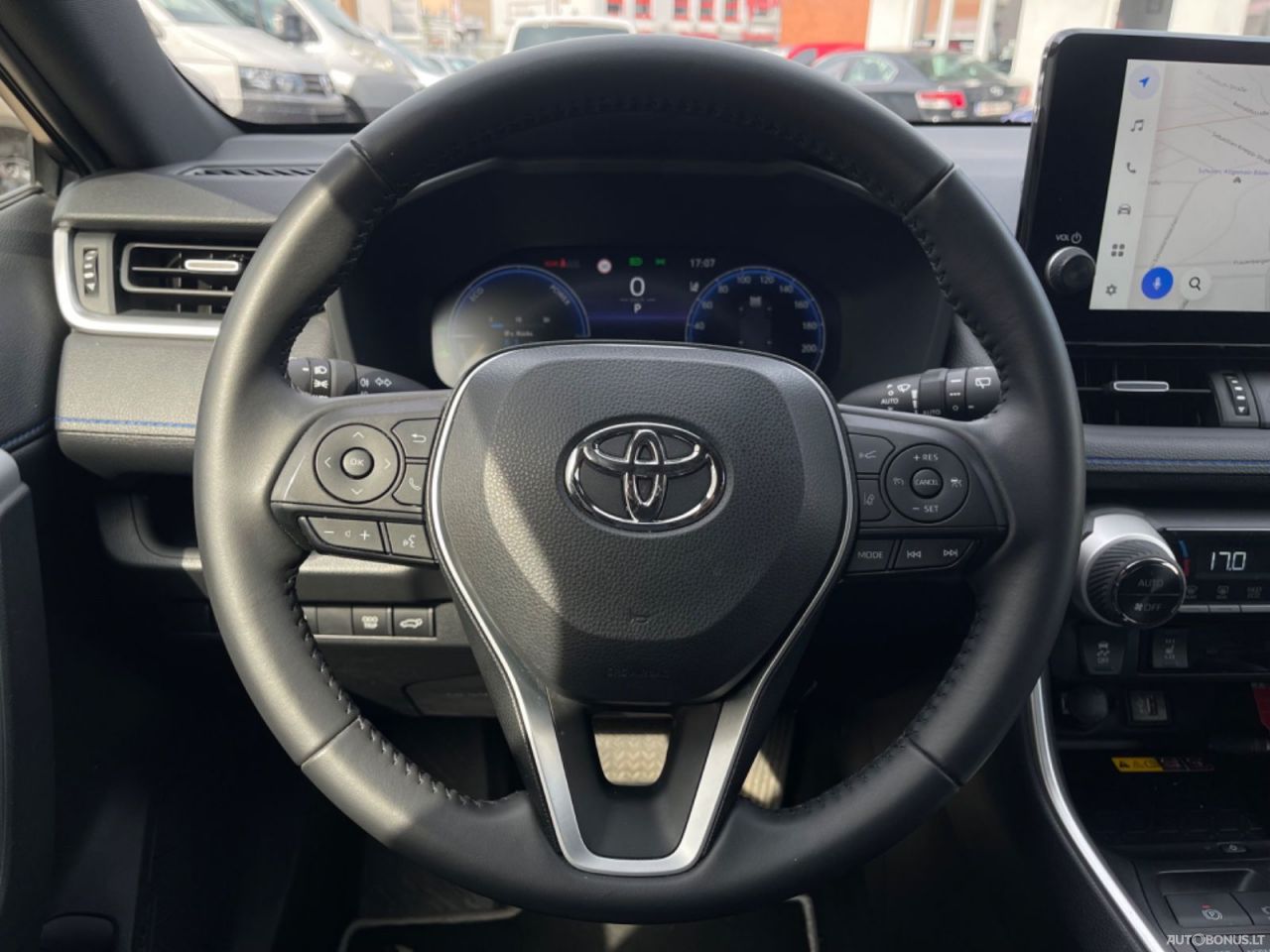 Toyota RAV4 | 14