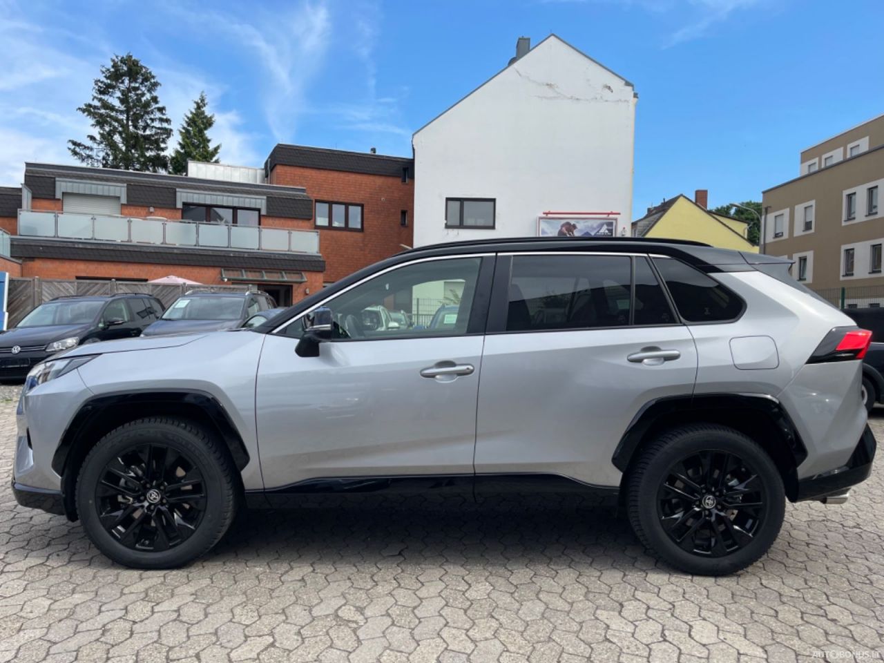 Toyota RAV4 | 3
