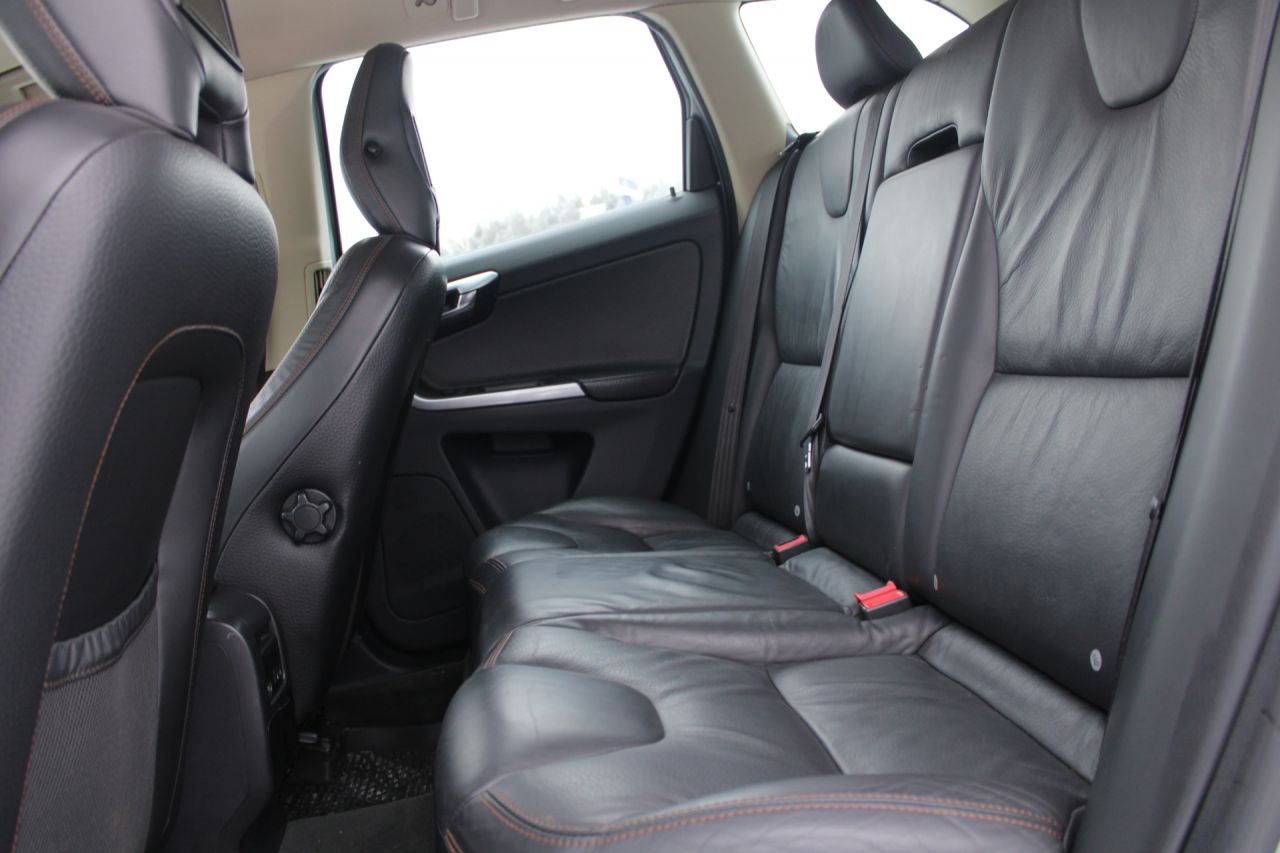 Volvo XC60 | 13