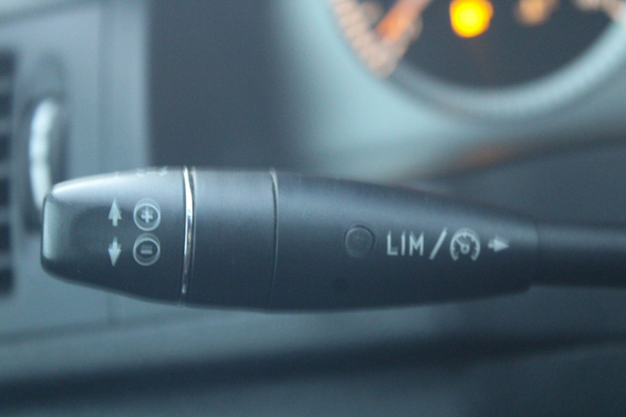 Mercedes-Benz C200 | 17