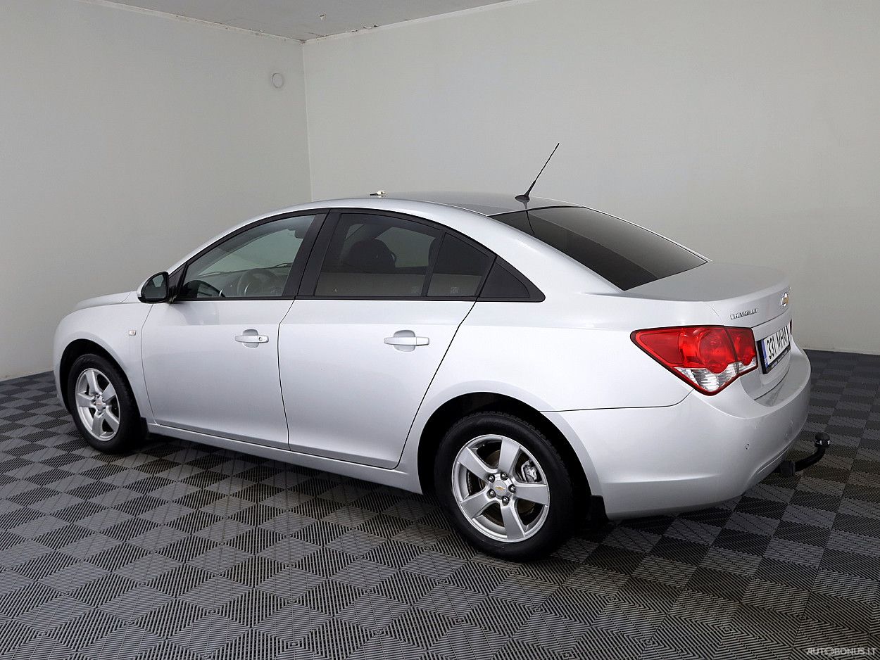 Chevrolet Cruze | 3