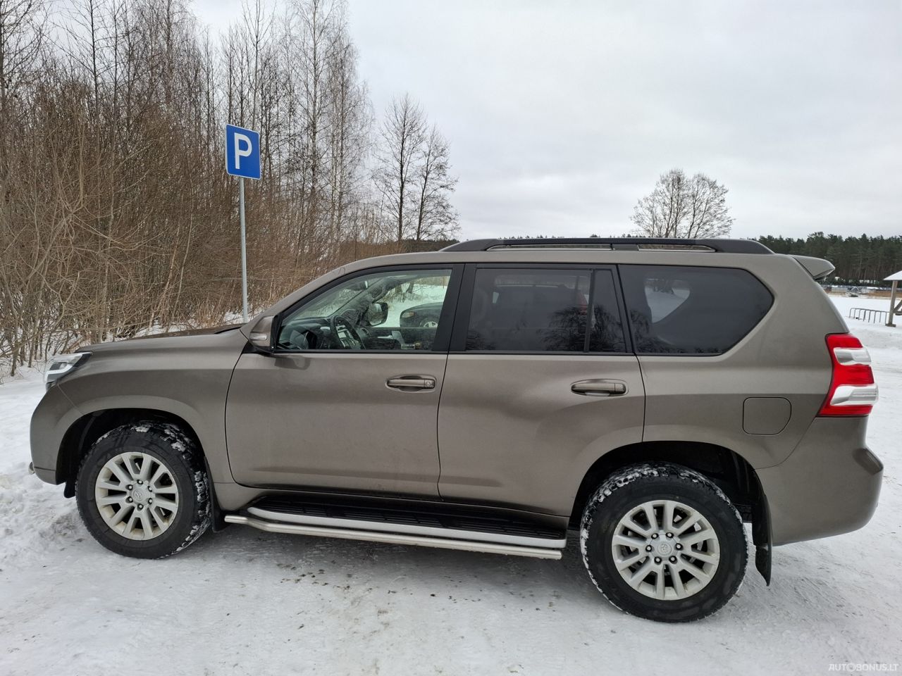Toyota Land Cruiser | 4