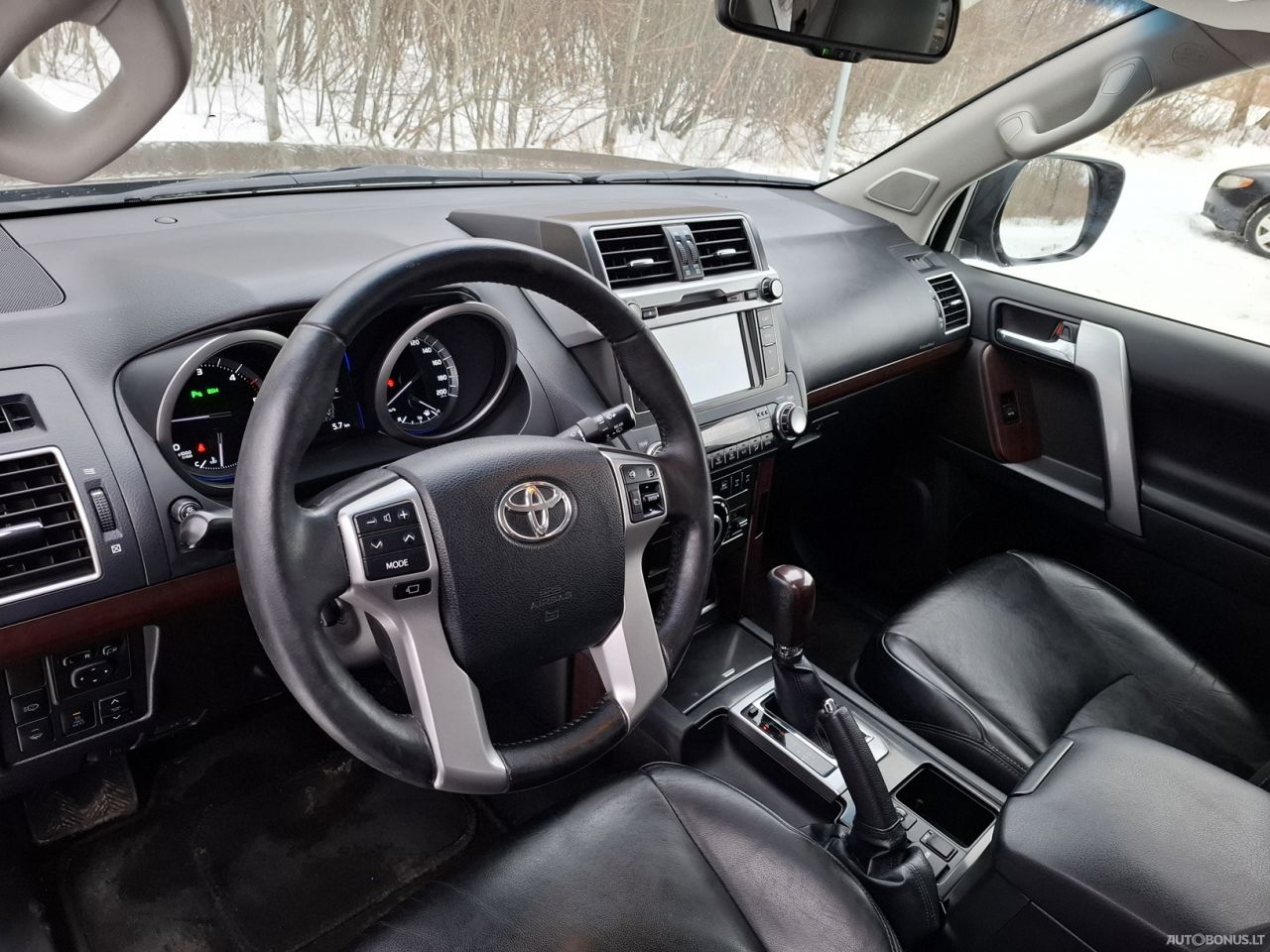 Toyota Land Cruiser | 7