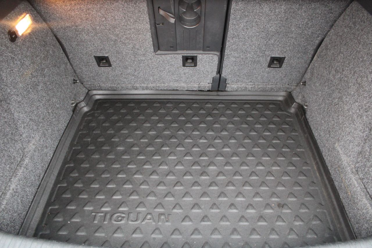 Volkswagen Tiguan | 17