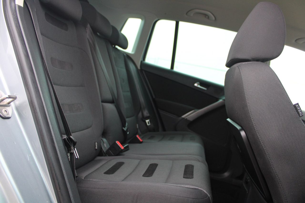 Volkswagen Tiguan | 9
