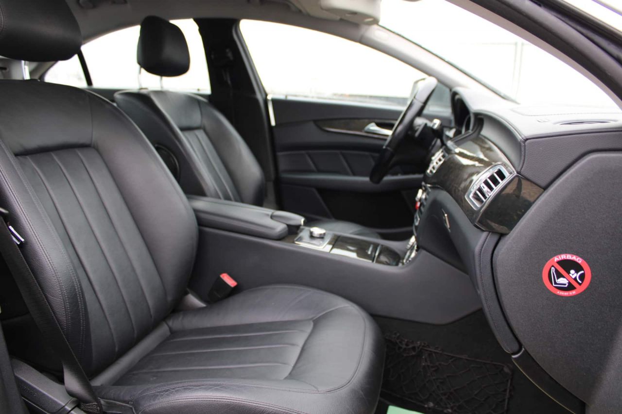 Mercedes-Benz CLS350 | 8