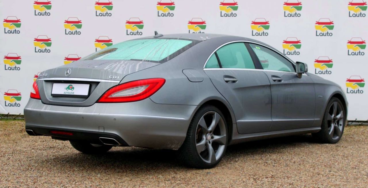 Mercedes-Benz CLS350 | 3