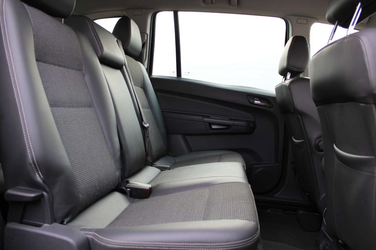 Opel Zafira | 9