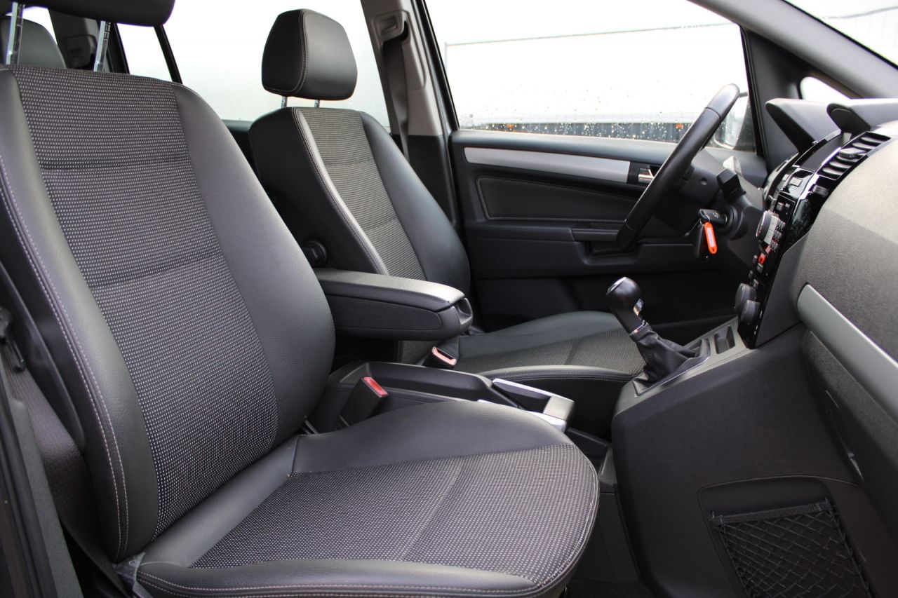 Opel Zafira | 8