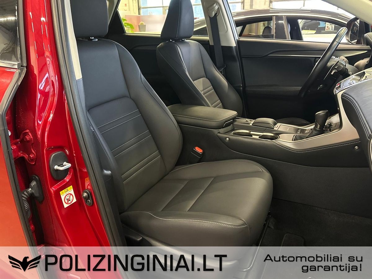 Lexus NX 300h | 26
