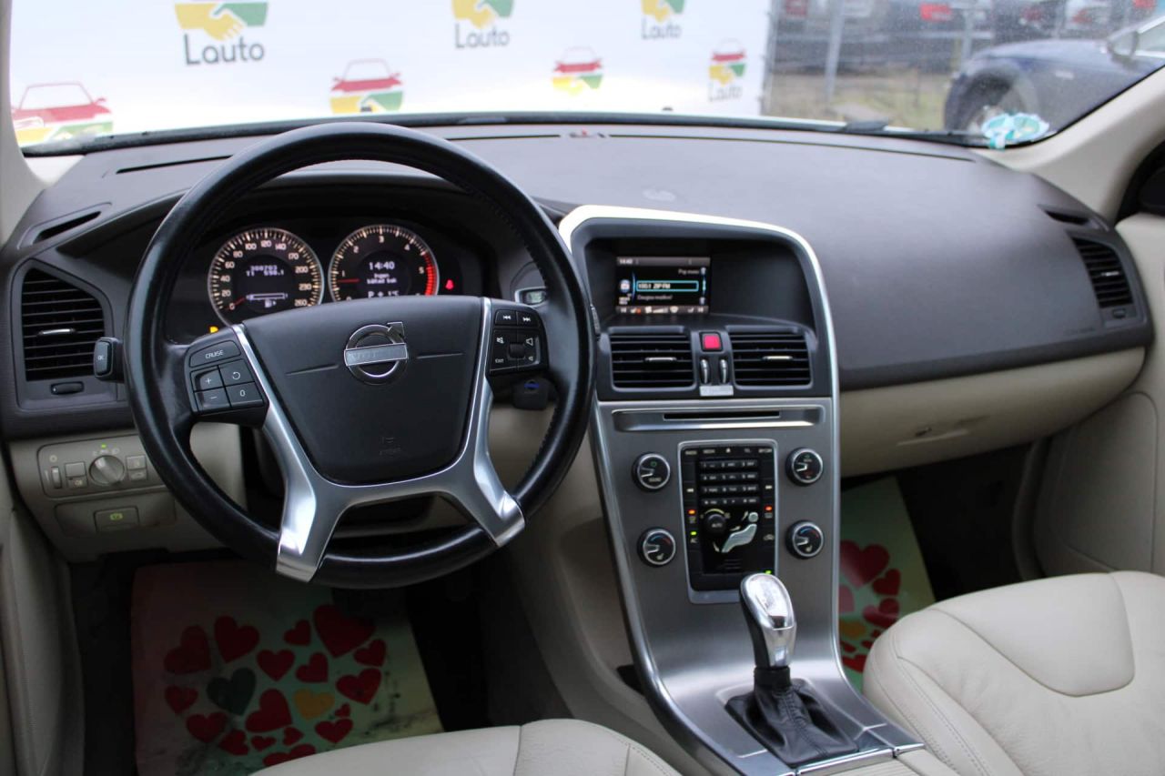 Volvo XC60 | 4