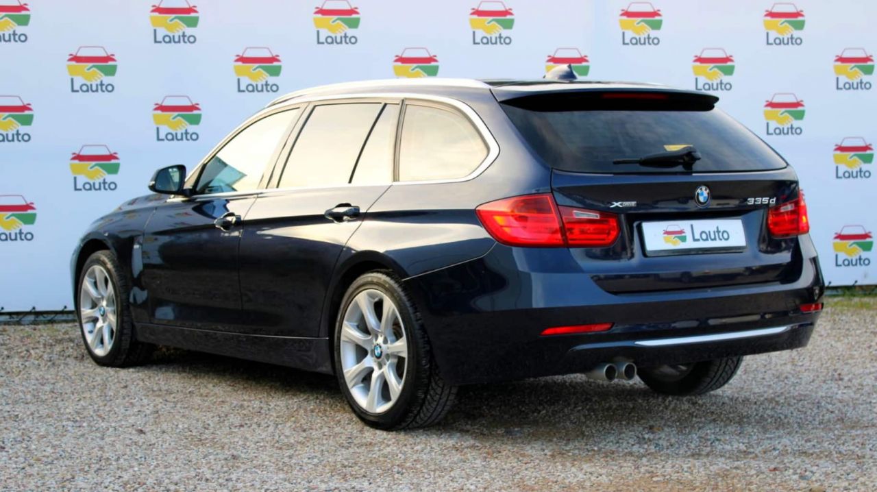 BMW 330 | 3