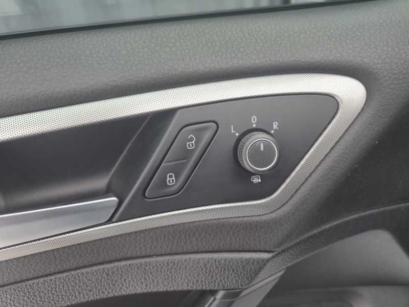 Volkswagen Golf | 14