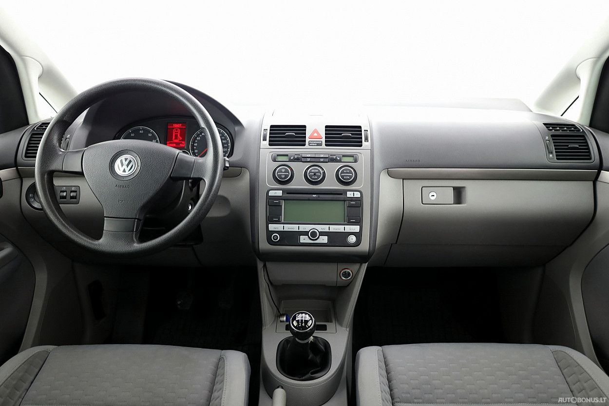 Volkswagen Touran | 4