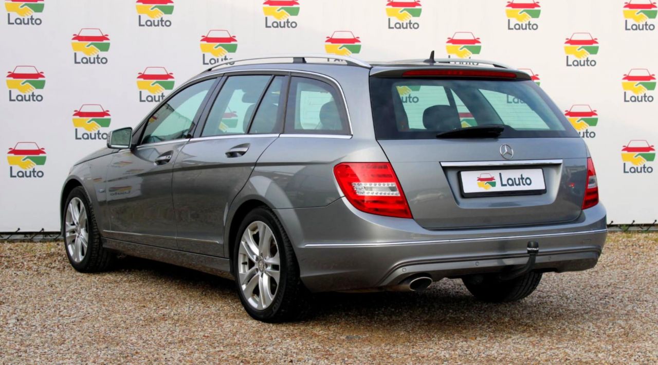 Mercedes-Benz C220 | 3