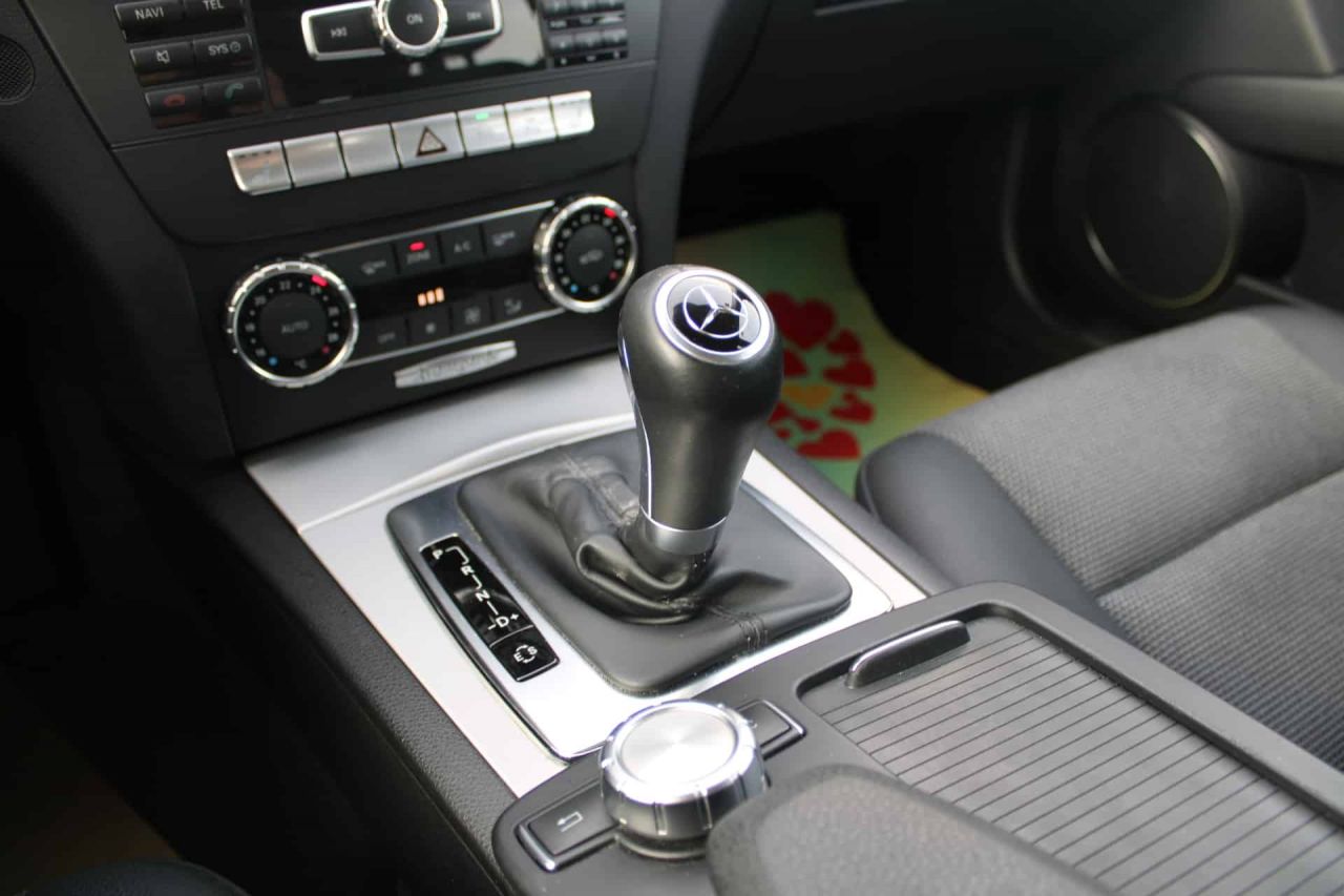 Mercedes-Benz C220 | 14