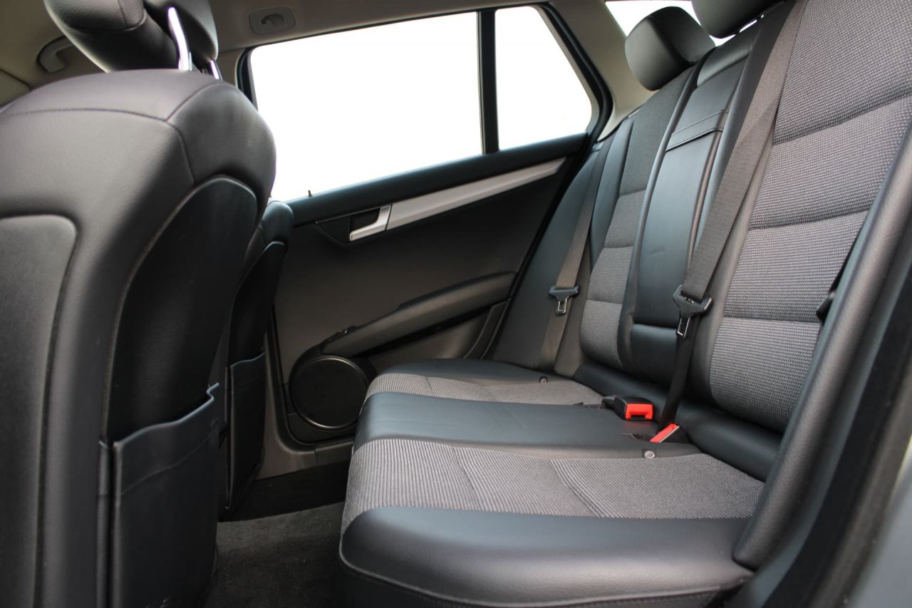 Mercedes-Benz C220 | 7