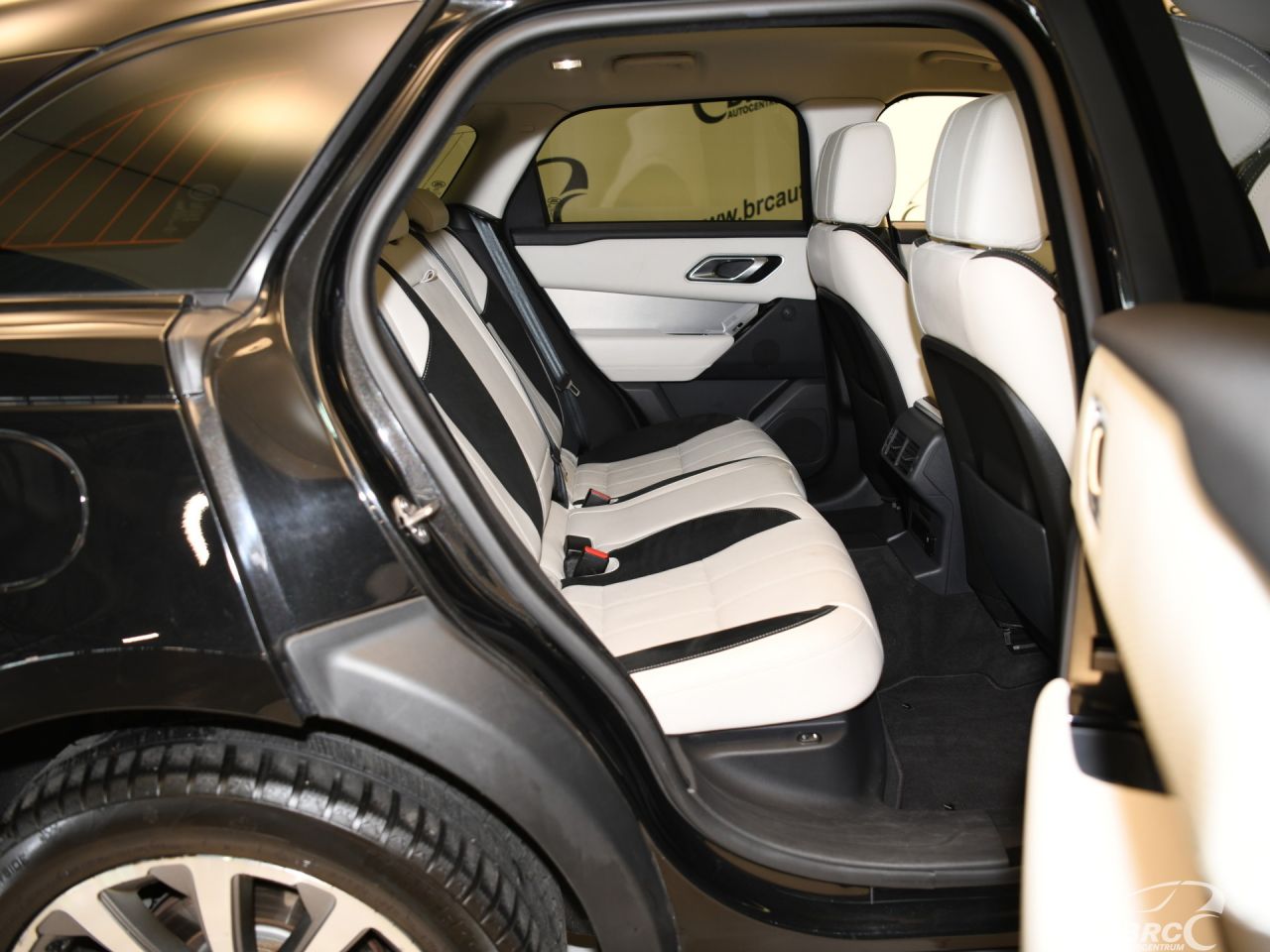 Land Rover Range Rover | 12