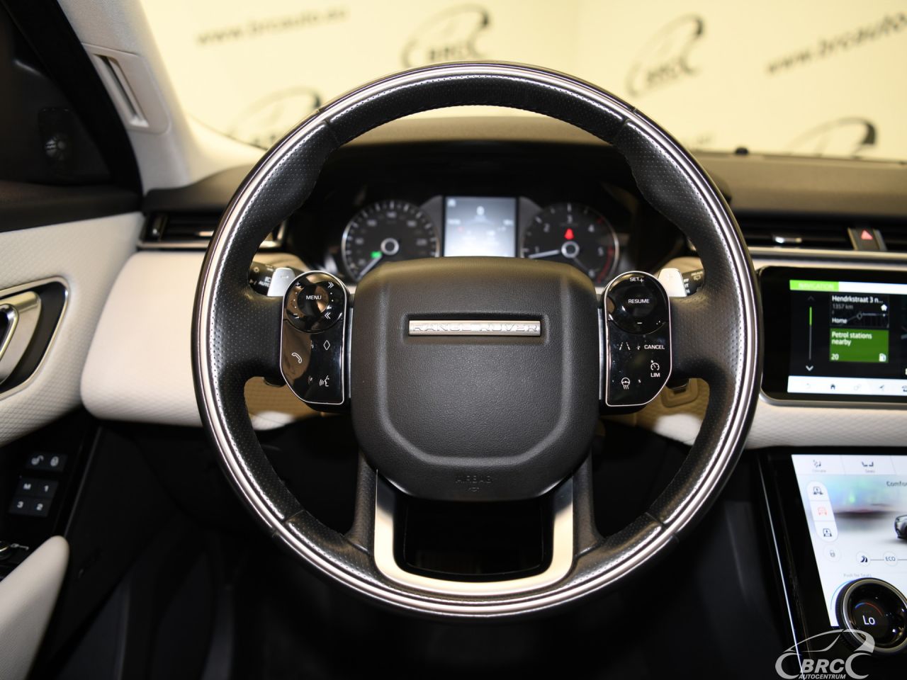 Land Rover Range Rover | 25