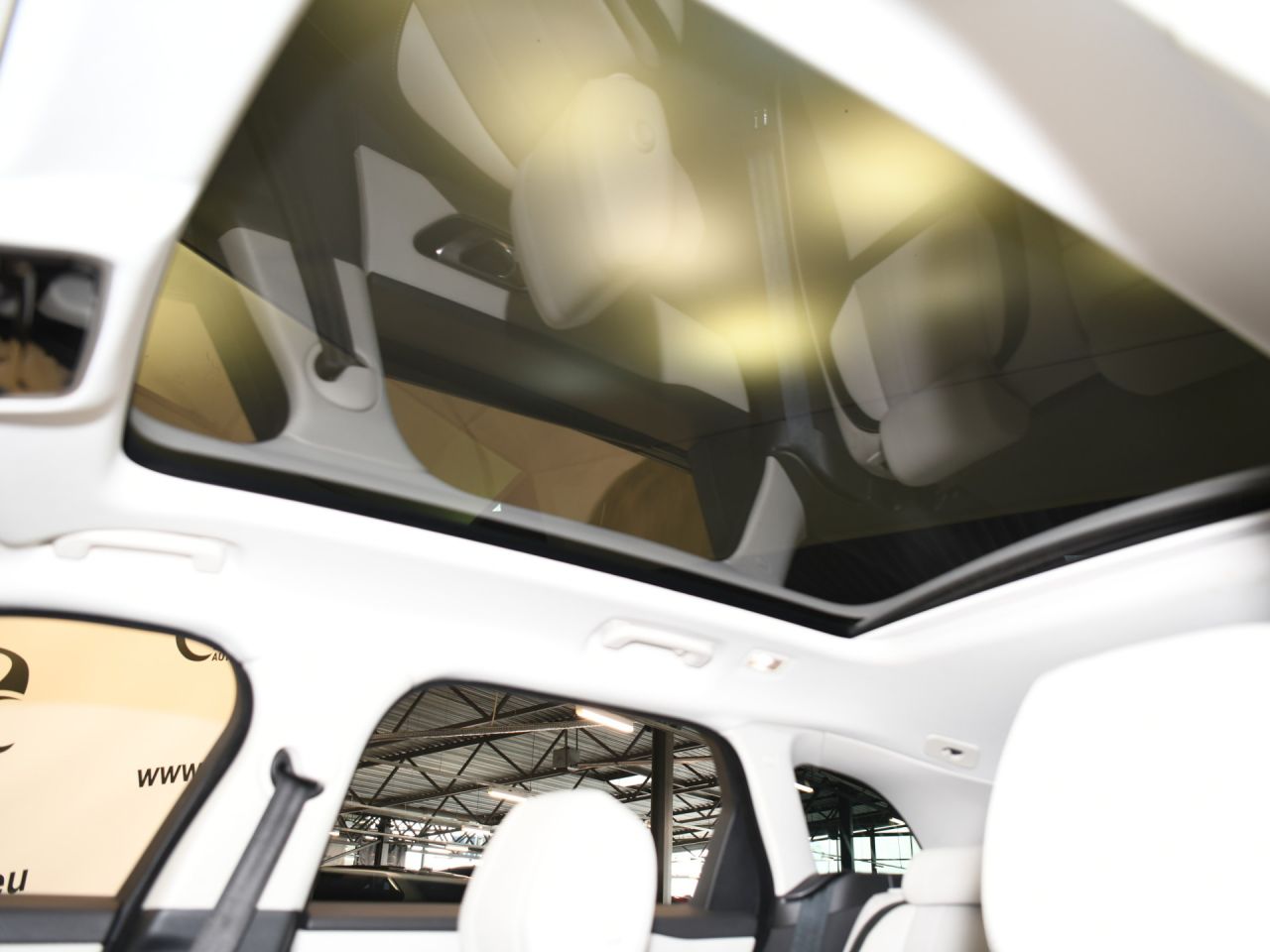 Land Rover Range Rover | 24