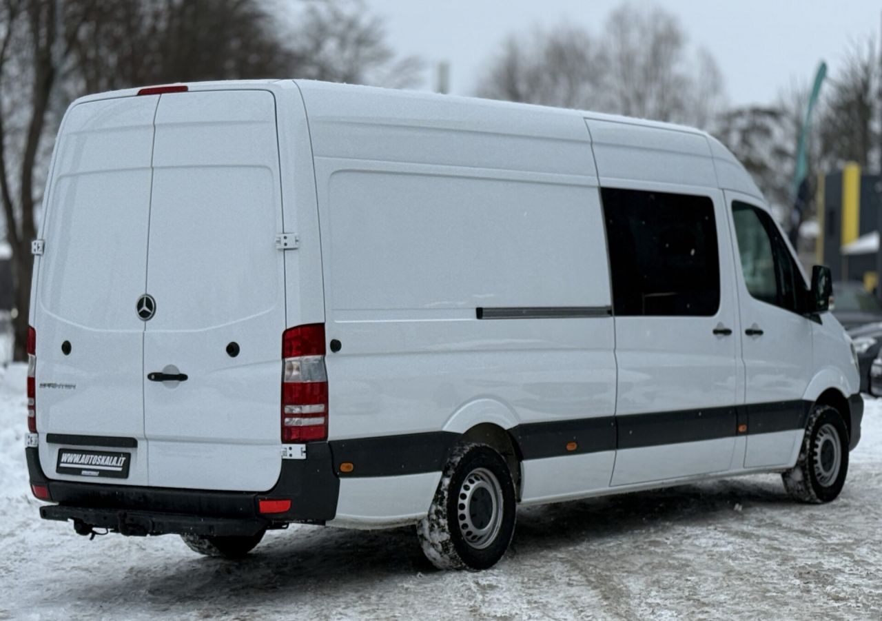 Mercedes-Benz Sprinter | 4