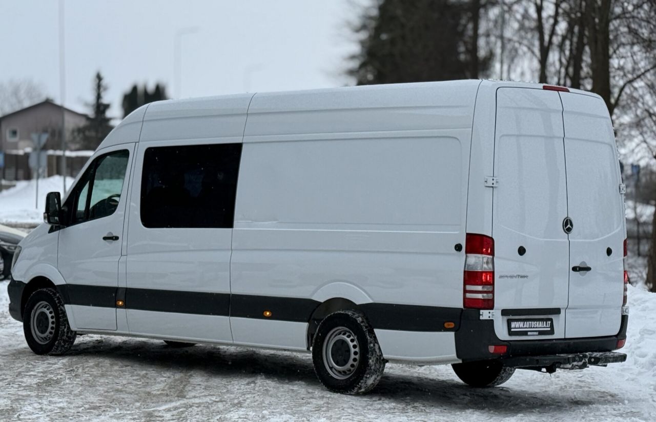 Mercedes-Benz Sprinter | 23