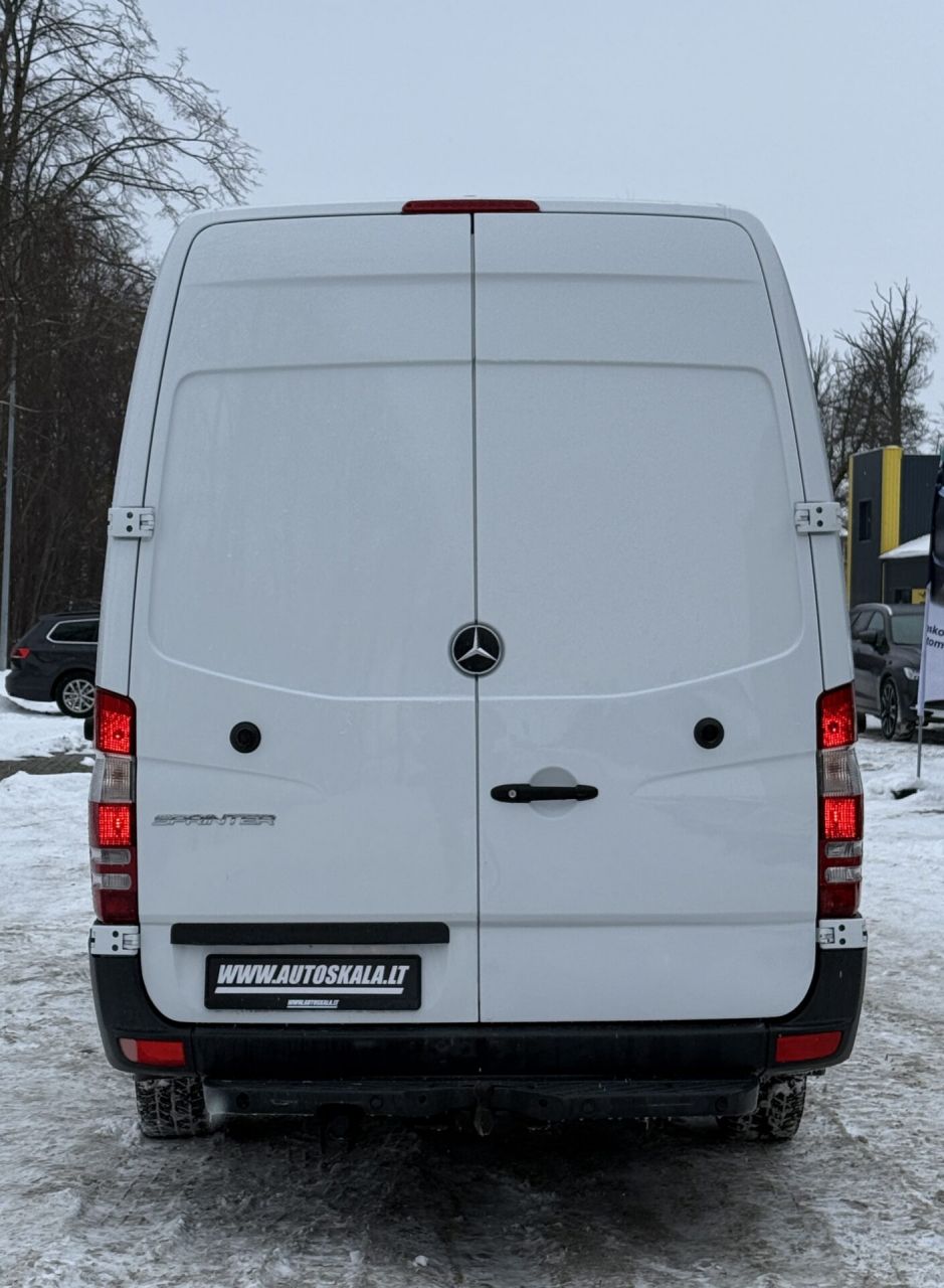 Mercedes-Benz Sprinter | 1