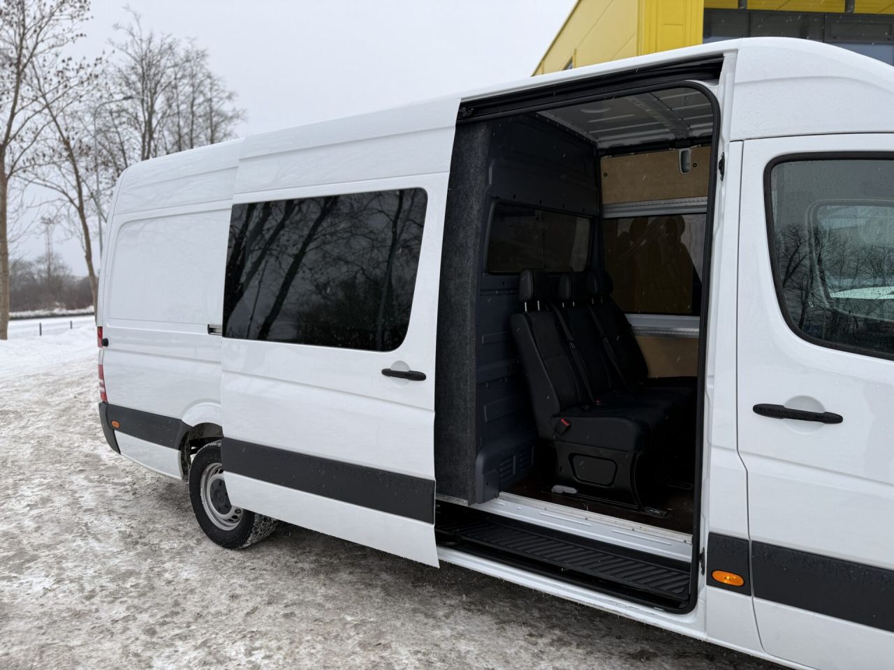 Mercedes-Benz Sprinter | 19