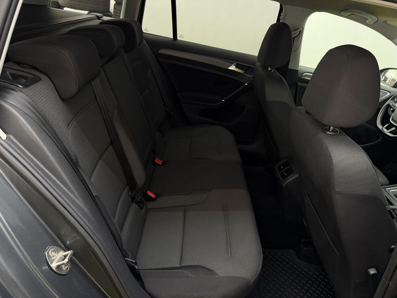 Volkswagen Golf | 12