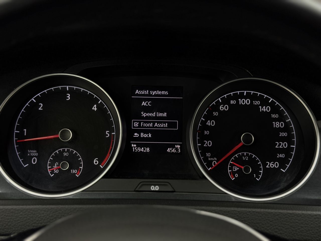 Volkswagen Golf | 23