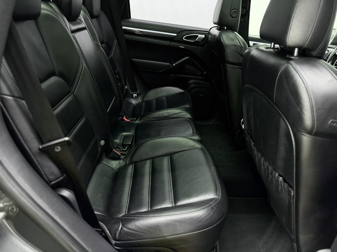 Porsche Cayenne | 12