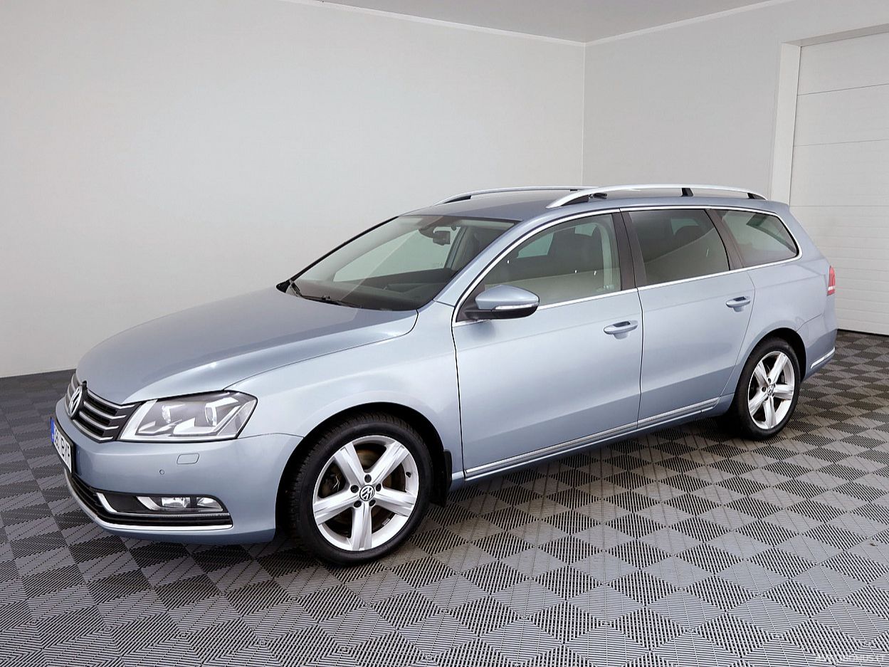 Volkswagen Passat | 1