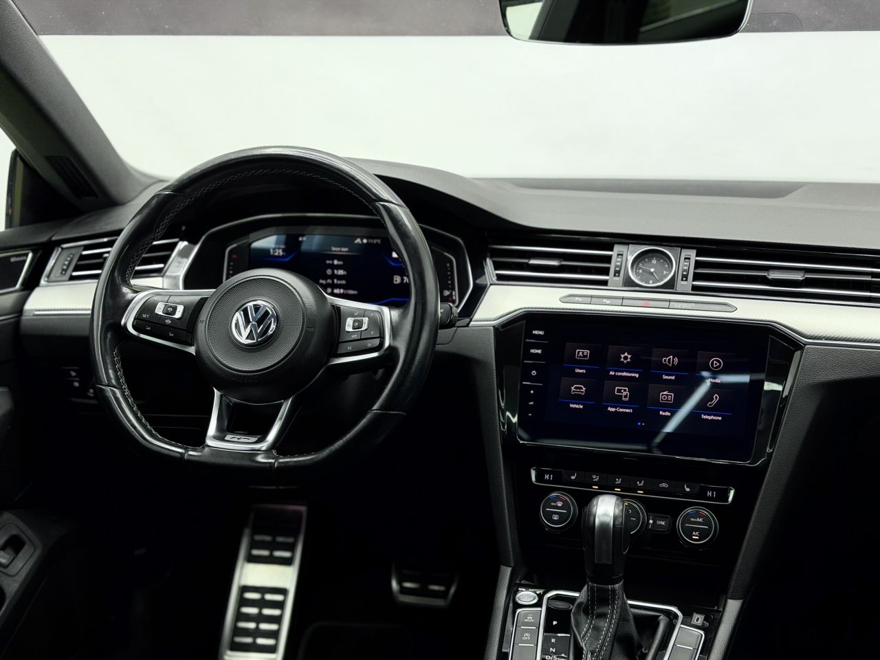 Volkswagen Arteon | 14