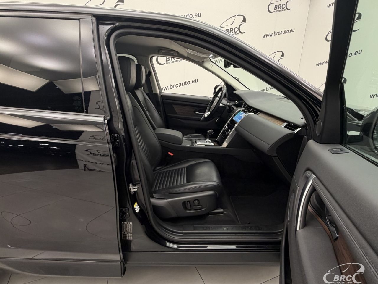 Land Rover Discovery | 3