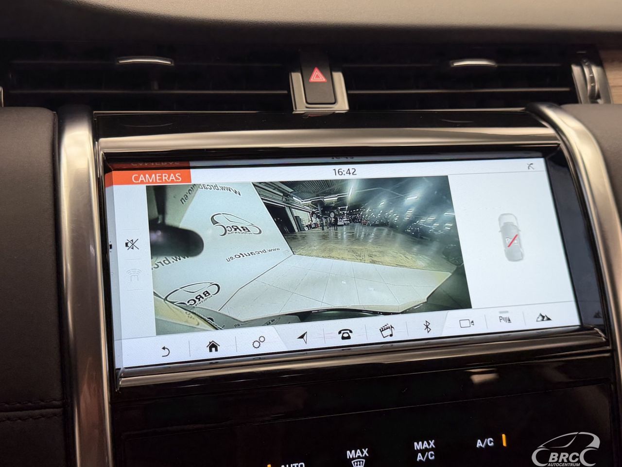 Land Rover Discovery | 38