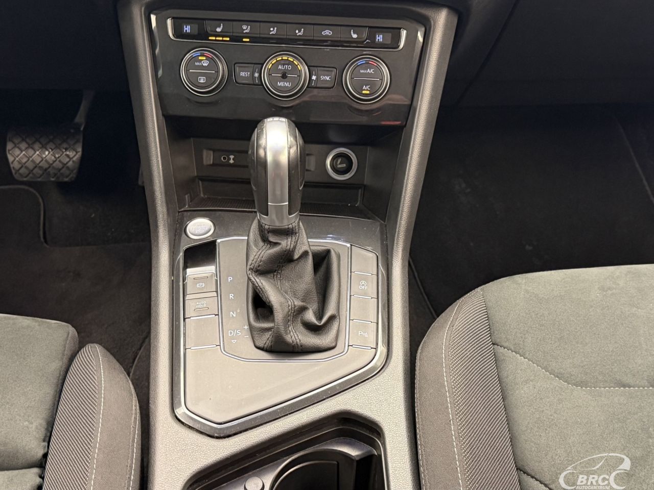 Volkswagen Tiguan | 16